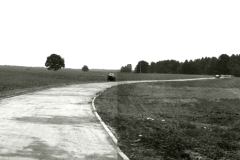 003.-Widok-z-Alei-Debowej-w-strone-bramy-lesnej_1979-rok